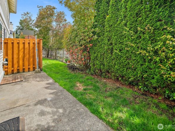 927 132nd Street SW B2, Everett WA 98204