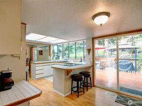 908 185th Street SW, Lynnwood WA 98037