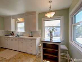 1021 S Bailey Street, Seattle WA 98108