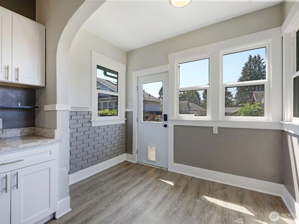 1726 Baker Avenue, Everett WA 98201