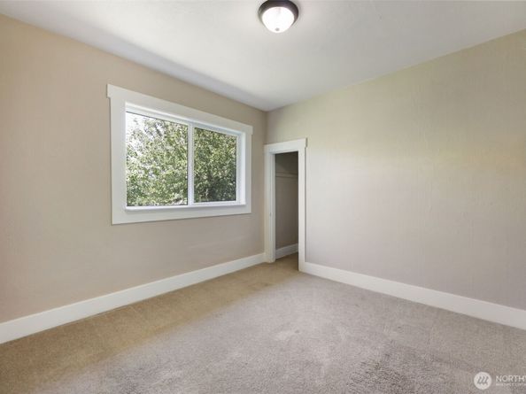 1726 Baker Avenue, Everett WA 98201