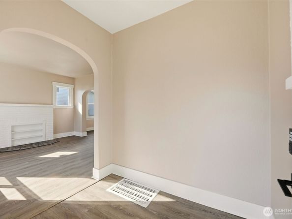 1726 Baker Avenue, Everett WA 98201