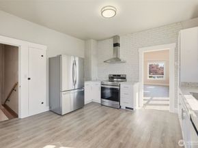 1726 Baker Avenue, Everett WA 98201