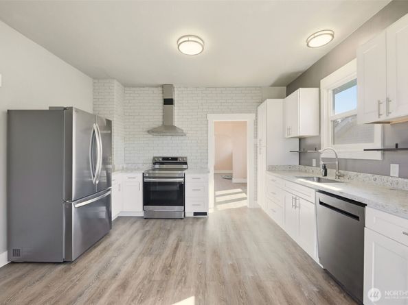 1726 Baker Avenue, Everett WA 98201