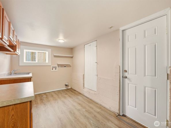 1726 Baker Avenue, Everett WA 98201