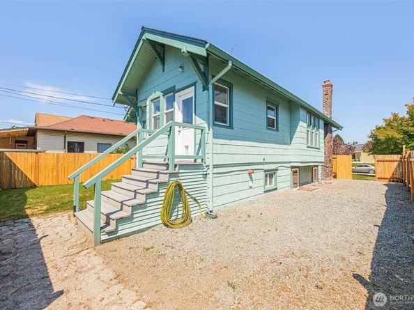 1726 Baker Avenue, Everett WA 98201