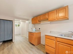 1726 Baker Avenue, Everett WA 98201