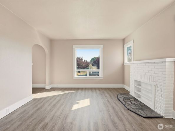 1726 Baker Avenue, Everett WA 98201