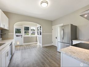 1726 Baker Avenue, Everett WA 98201