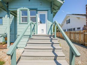 1726 Baker Avenue, Everett WA 98201