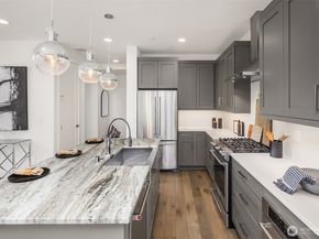 11530 117th Lane NE 2, Kirkland WA 98034