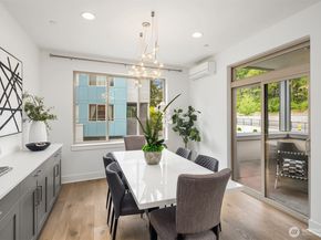 11530 117th Lane NE 2, Kirkland WA 98034