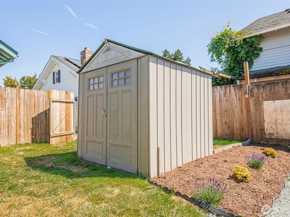 1726 Baker Avenue Unit A, Everett WA 98201