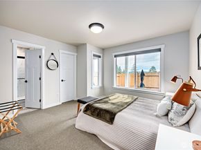 1995 NW Rustling Fir Lane, Silverdale WA 98383