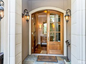 9820 NE 16th Street, Bellevue WA 98004