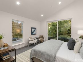 12705 NE 144th Street G, Kirkland WA 98034
