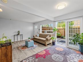 12240 SE 60th Street 41, Bellevue WA 98006