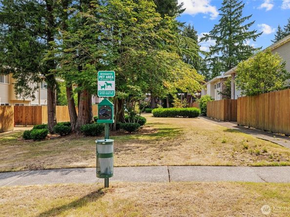12240 SE 60th Street 41, Bellevue WA 98006