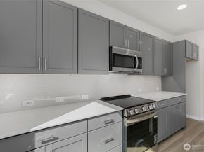 12429 SE 256th Place 3, Kent WA 98030