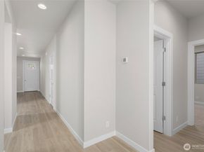 12429 SE 256th Place 3, Kent WA 98030