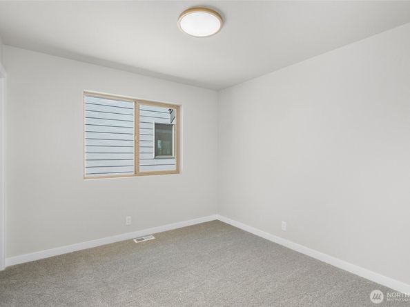 12429 SE 256th Place 3, Kent WA 98030