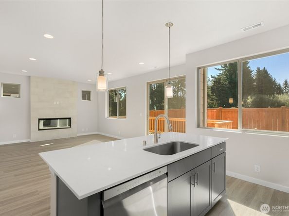 12429 SE 256th Place 3, Kent WA 98030