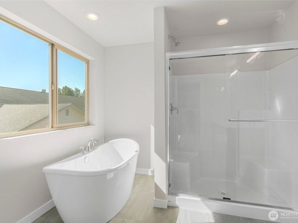 12429 SE 256th Place 3, Kent WA 98030