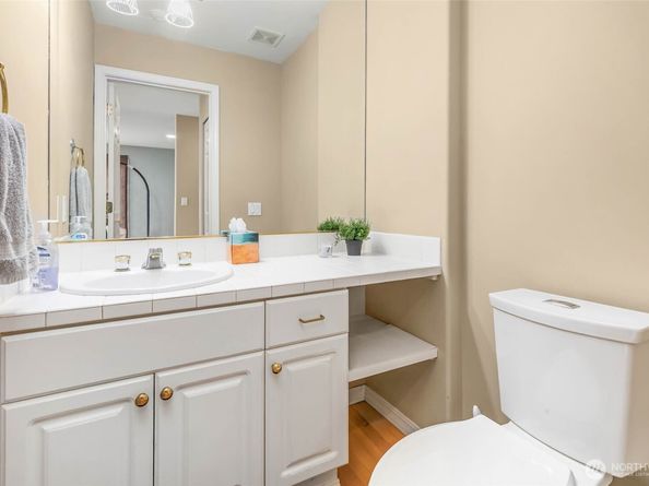 7323 Old Redmond Road C7, Redmond WA 98052