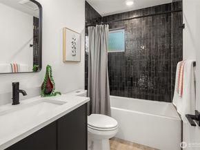 9033 8th Avenue NW B, Seattle WA 98117