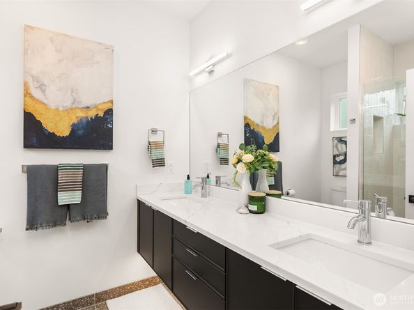 9033 8th Avenue NW B, Seattle WA 98117