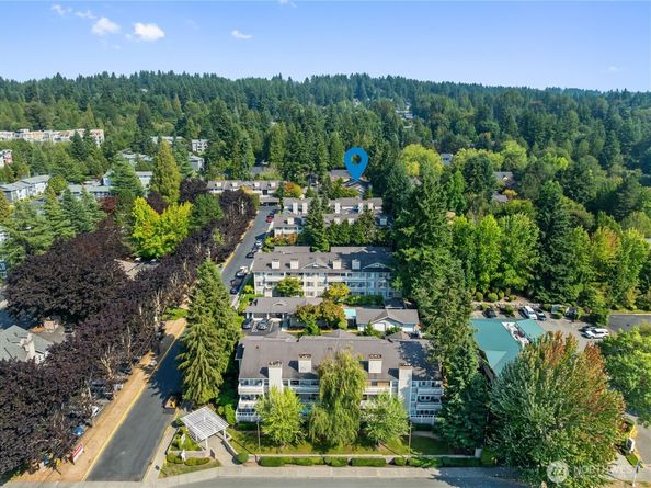 14057 NE 181st Street E104, Woodinville WA 98072
