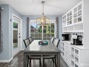 14057 NE 181st Street E104, Woodinville WA 98072
