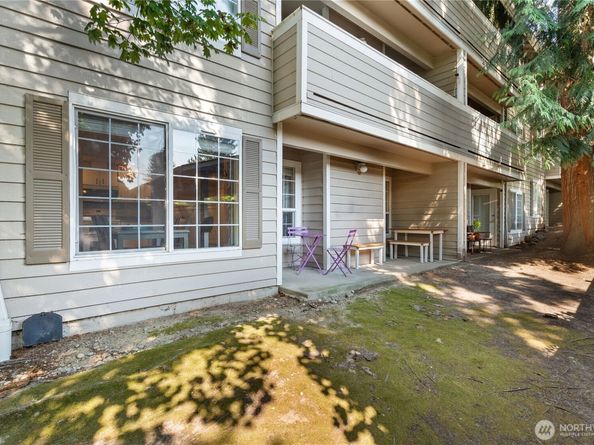 14057 NE 181st Street E104, Woodinville WA 98072