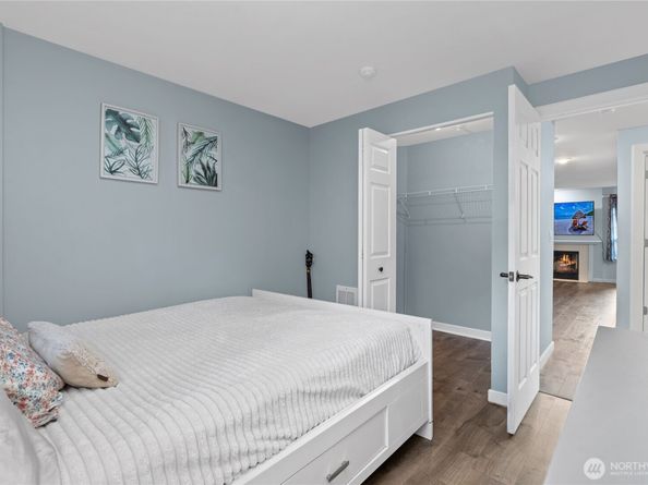 14057 NE 181st Street E104, Woodinville WA 98072