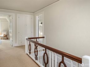 1910 E Galer Street, Seattle WA 98112