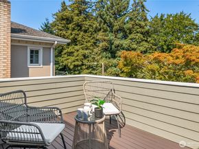 1910 E Galer Street, Seattle WA 98112