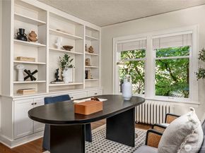 1910 E Galer Street, Seattle WA 98112