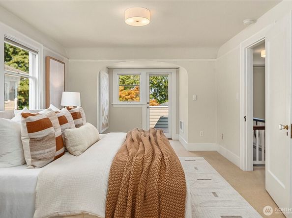 1910 E Galer Street, Seattle WA 98112