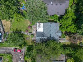 9059 Carkeek Drive S, Seattle WA 98118