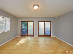 9059 Carkeek Drive S, Seattle WA 98118