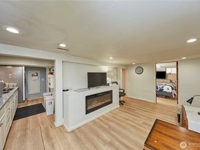 9059 Carkeek Drive S, Seattle WA 98118