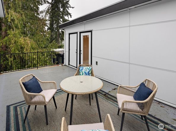 2132 N 147th Street D, Shoreline WA 98155