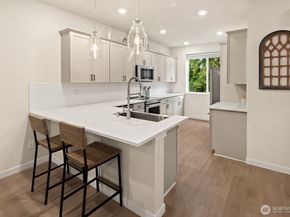 2132 N 147th Street D, Shoreline WA 98155