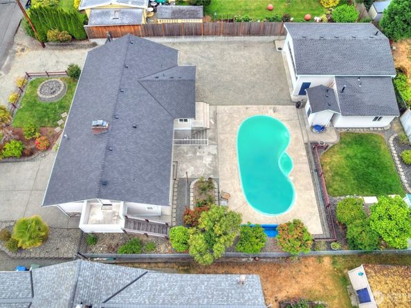 832 Birch Street, Edmonds WA 98020