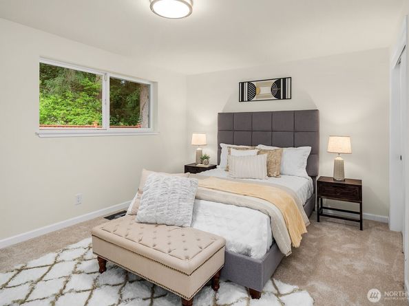 475 Mt Hood Drive SW, Issaquah WA 98027