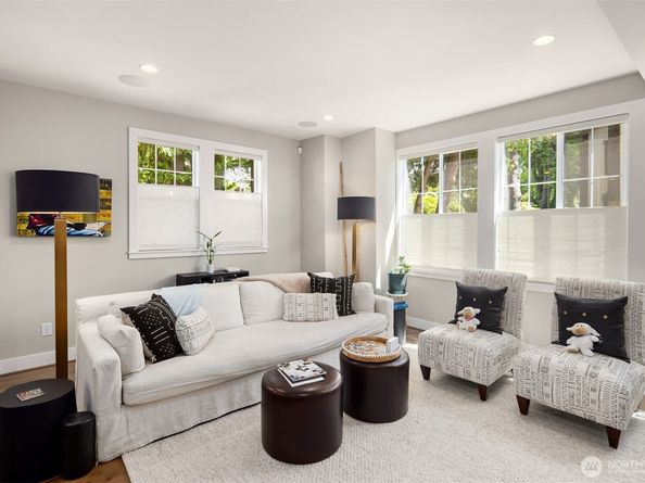 901 W McGraw Street 6, Seattle WA 98119
