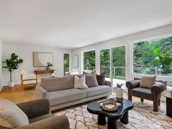 18204 NE 179th Street, Woodinville WA 98072