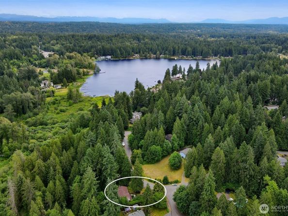 18204 NE 179th Street, Woodinville WA 98072