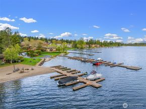 3834 175th Avenue NE 209, Redmond WA 98052