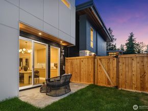 3983 162nd Place SE, Bellevue WA 98006